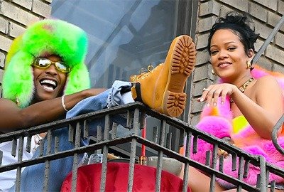 couple_happily_smiling_after_hollywood_smile_in_turkey