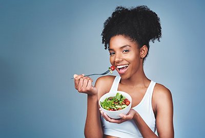 /upload/galeri/healthy_black_woman_ready_for_afro_hair_transplant_in_turkey_20240313150709.jpg
