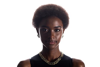 healthy_woman_for_afro_hair_transplant_in_turkey