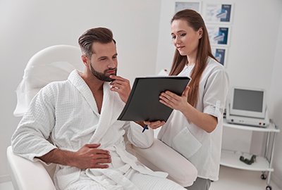 man_with_personalized_otoplasty_in_turkey_plan
