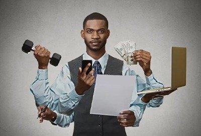 multitasker_needing_iv_therapy_in_turkey