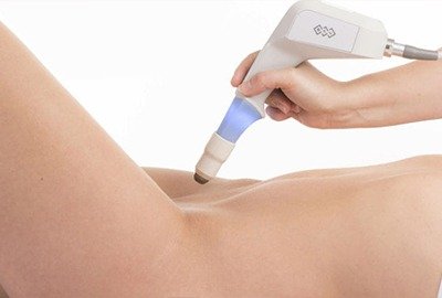 /upload/galeri/woman_getting_non_surgical_vaginoplasty_in_turkey
