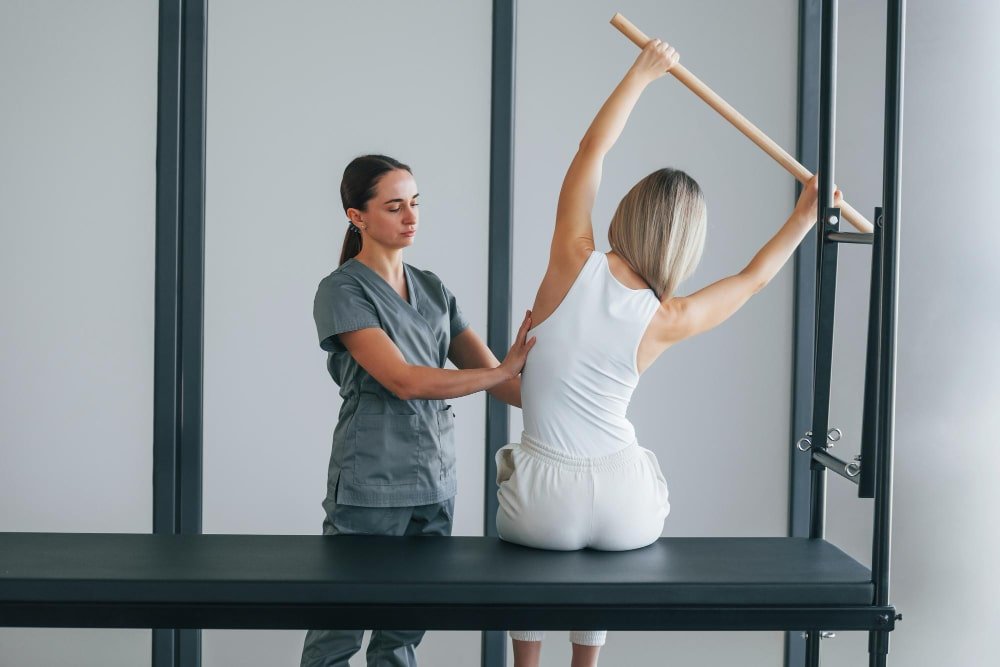 woman_gradually_re_integrating_workouts_after_breastlift_in_turkey