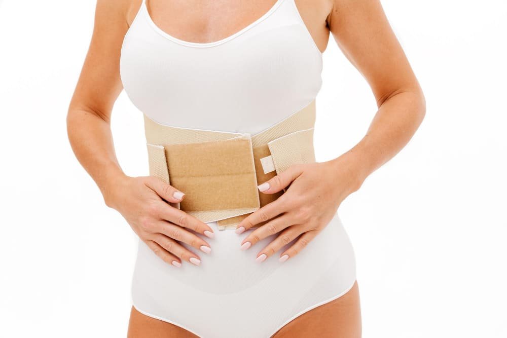 woman_in_compression_garment_after_liposuction_in_turkey