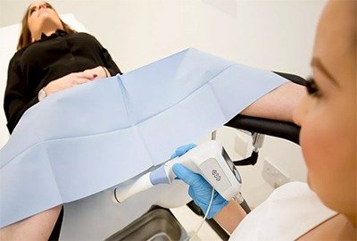 woman_with_non_invasive_cosmetic_gynecology_in_turkey